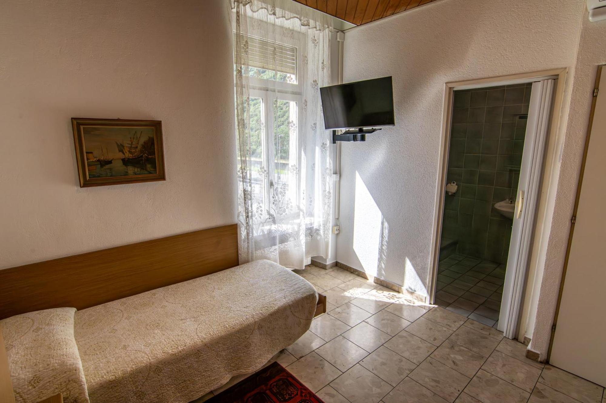 Albergo Stazione Bodio Eksteriør bilde